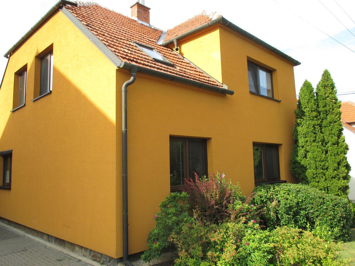 Ferienwohnung Rd Cerncin Bucovice Exterior foto